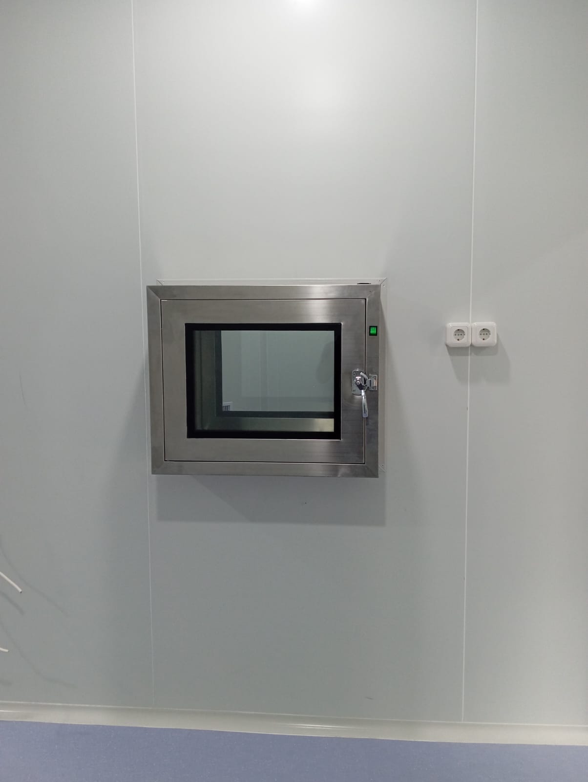 PEKERJAAN RUANG CYTOTOXIC HVAC DAN PARTISI SANWICH PANEL RSUD BENGKALIS